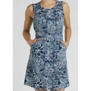 Title‎ Nine Dress Size 8 Phantasm Athletic Dress Nimblene Quick Dry Blue & White